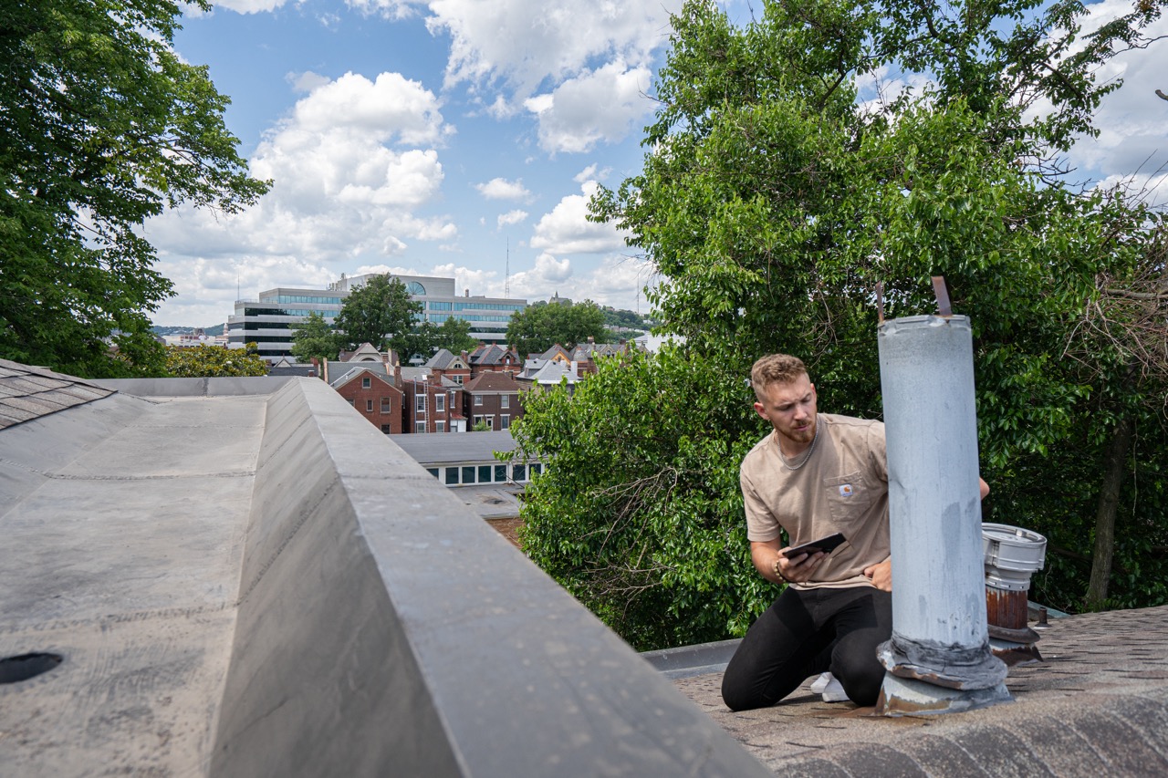 Liberty Township Roofing crew at work in Cincinnati, OH