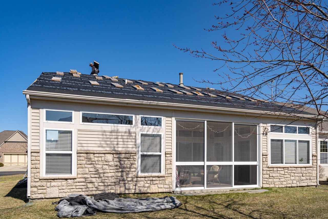 Liberty Township Roofing crew at work in Hamilton, OH