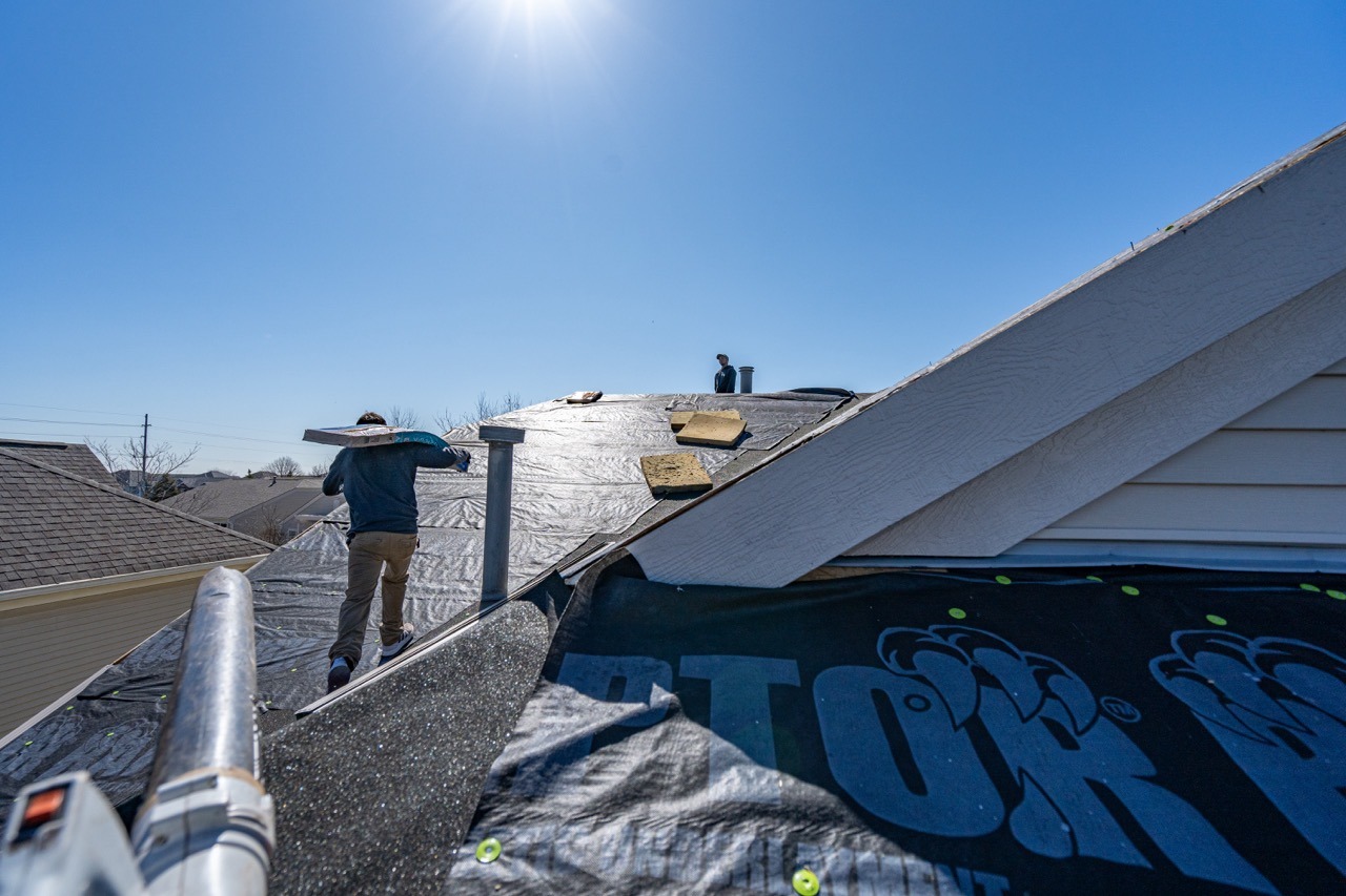 Liberty Township Roofing crew at work in West Chester, OH