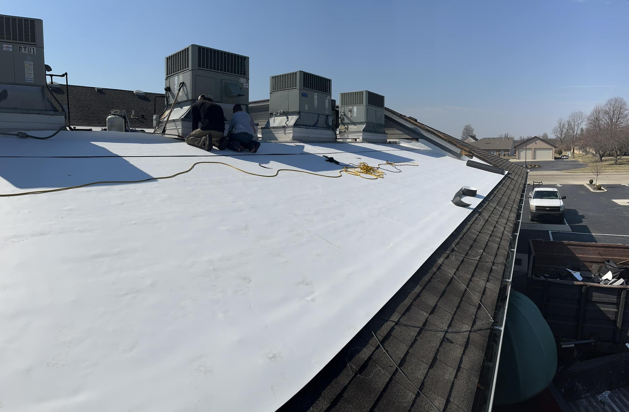 zoomed in view of commercial roof